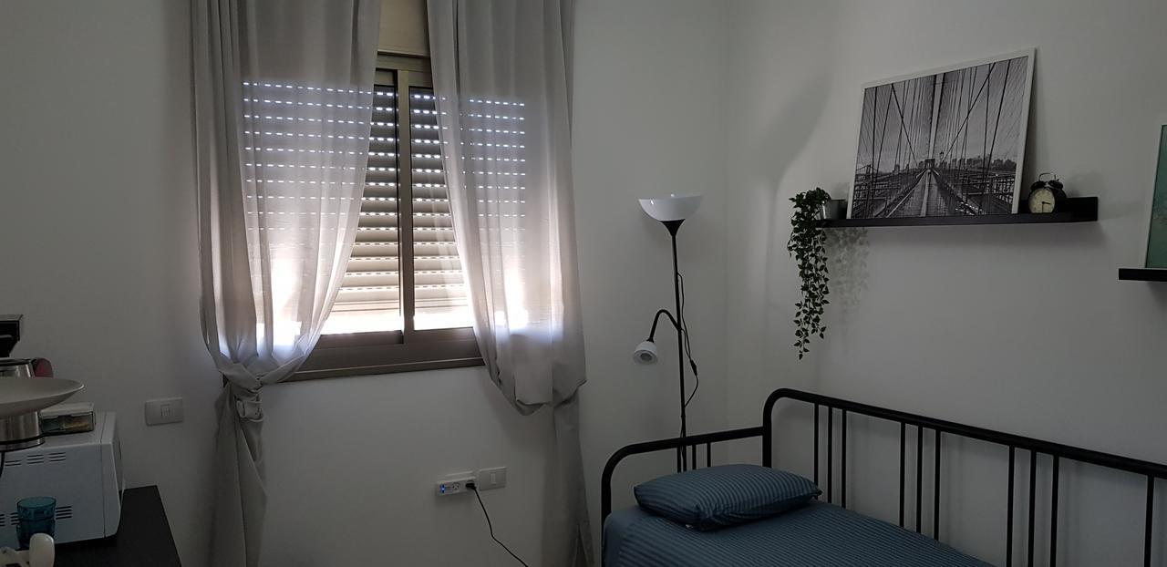 Private Bed/Bathroom In Нетанья Екстер'єр фото
