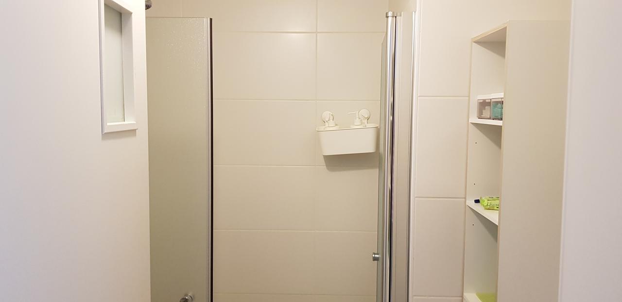 Private Bed/Bathroom In Нетанья Екстер'єр фото